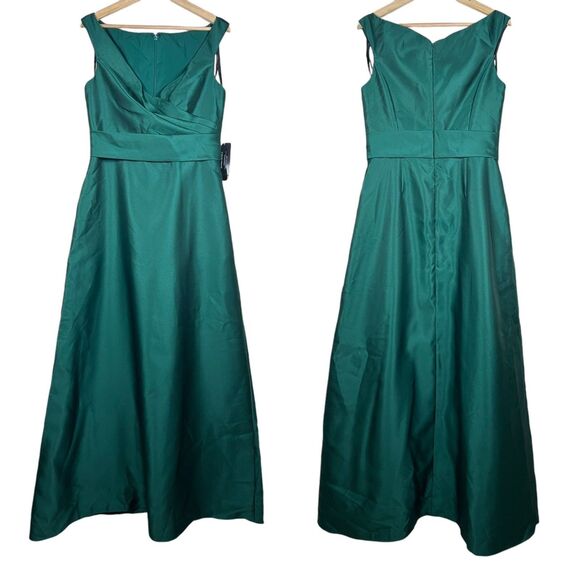 Alfred Sung Emerald Green Satin Gown 10 V-Neck Fit and Flare Formal Dress - Picture 1 of 8